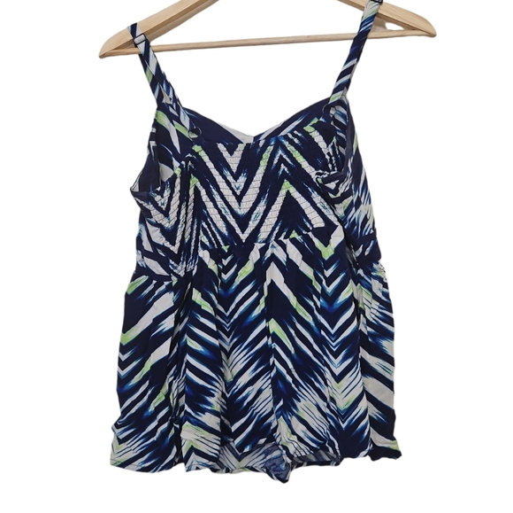 Torrid Tank Top Size 0 - Picture 2 of 4